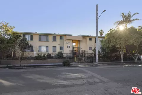 4906 August St, Los Angeles, CA 90008