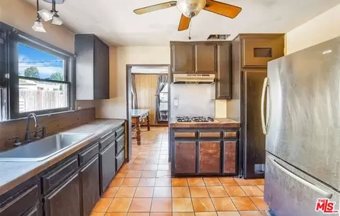 Kitchen - 2010 E 122nd St, Compton, CA 90222 photo 1 of 2