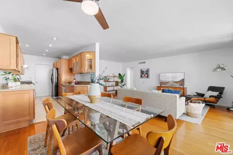 7260 Hillside Ave #305, Los Angeles, CA 90046