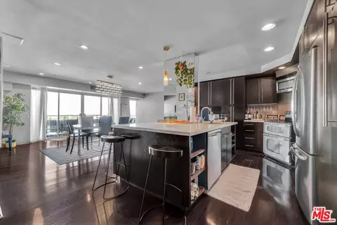 1155 N La Cienega Blvd #702, West Hollywood, CA 90069