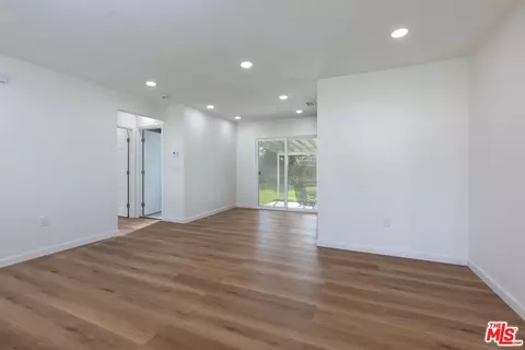 Living - 2650 E 220th St, Carson, CA 90810 photo 1 of 4