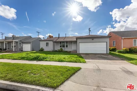 2650 E 220th St, Carson, CA 90810