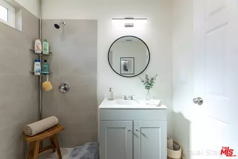 Bath - 2650 E 220th St, Carson, CA 90810 photo 1 of 4