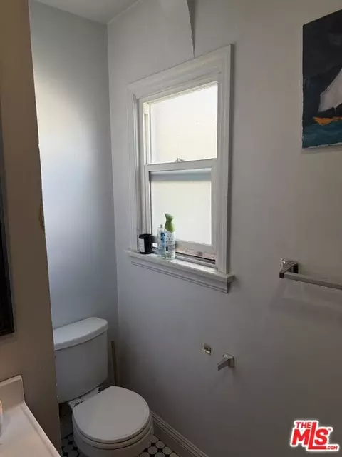 Bath - 1218 N Spring Ave, Compton, CA 90221 photo 1 of 2