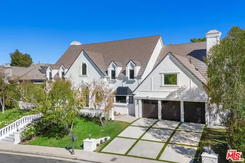 4608 Westchester Dr, Woodland Hills, CA 91364