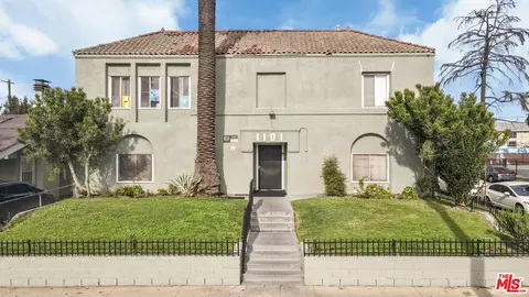1101 W 45th St, Los Angeles, CA 90037
