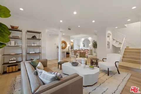 1032 3rd St #101, Santa Monica, CA 90403