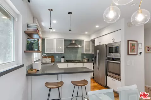 3314 Griffith Park Blvd #3, Los Angeles, CA 90027