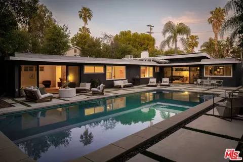 4725 Cedros Ave, Sherman Oaks, CA 91403