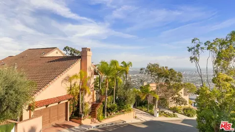 1888 N Crescent Heights Blvd, Los Angeles, CA 90069