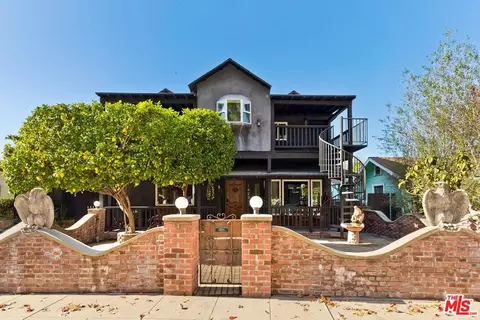 1621 Campus Rd, Los Angeles, CA 90041
