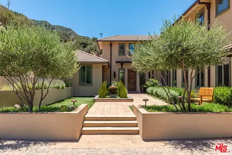 1045 Cold Canyon Rd, Calabasas, CA 91302