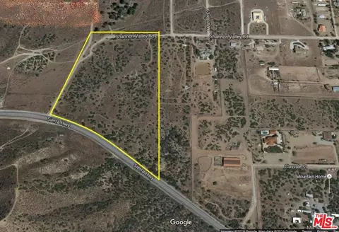 6261 Sierra Highway Rd, Acton, CA 93510