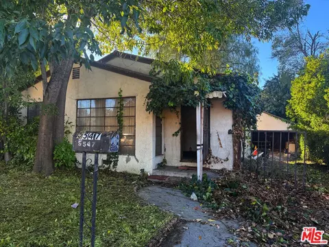 5547 Shoup Ave, Woodland Hills, CA 91367