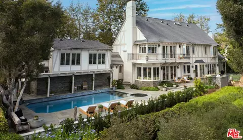 644 Amalfi Dr, Pacific Palisades, CA 90272