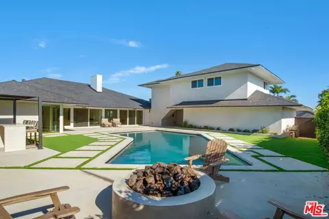 4204 Olympiad Dr, View Park, CA 90043