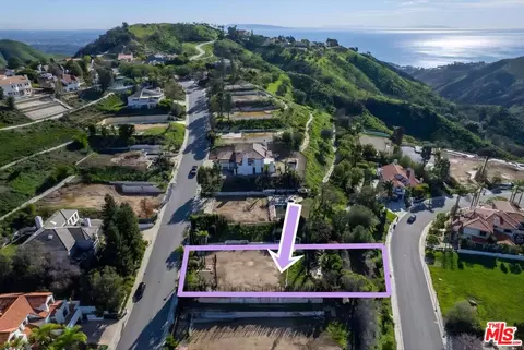 16780 Monte Hermoso Dr, Pacific Palisades, CA 90272