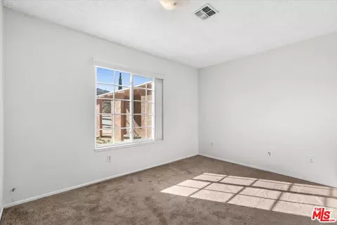 Bedroom - 60460 Alta Mesa Dr, Joshua Tree, CA 92252 photo 3 of 4