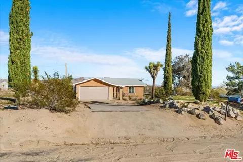 Exterior - 60460 Alta Mesa Dr, Joshua Tree, CA 92252 photo 9 of 10