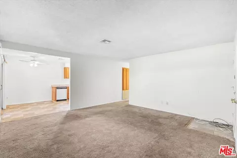 Living - 60460 Alta Mesa Dr, Joshua Tree, CA 92252 photo 1 of 4