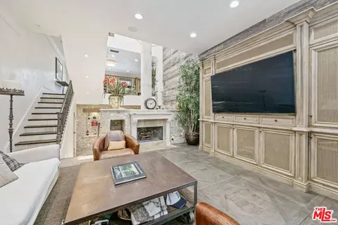 2408 34th St #4, Santa Monica, CA 90405