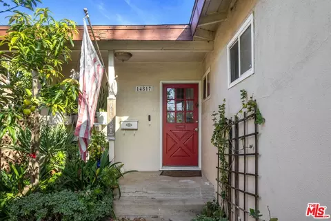 14817 Saticoy St, Van Nuys, CA 91405