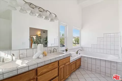 2216 Carlsbad Ct, Simi Valley, CA 93063 photo 30