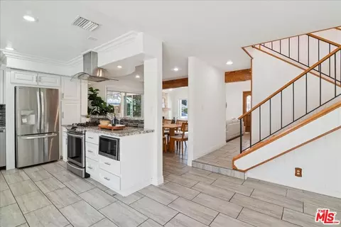 2216 Carlsbad Ct, Simi Valley, CA 93063 photo 8
