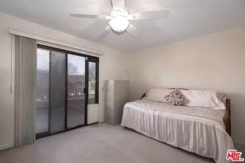 44120 Planet Cir, Lancaster, CA 93536 photo 29
