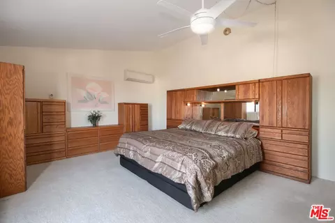 44120 Planet Cir, Lancaster, CA 93536 photo 13