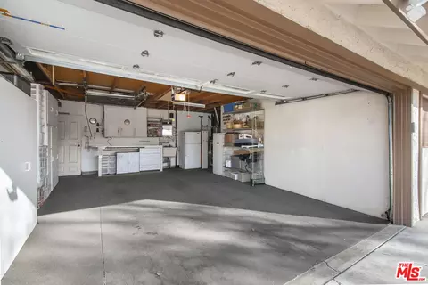 44120 Planet Cir, Lancaster, CA 93536 photo 41