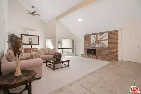 44120 Planet Cir, Lancaster, CA 93536 photo 4
