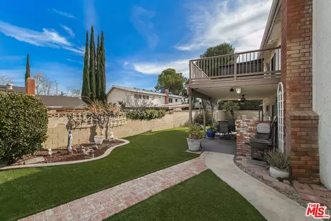 44120 Planet Cir, Lancaster, CA 93536 photo 38