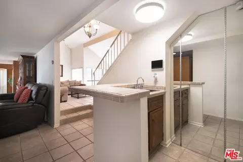 44120 Planet Cir, Lancaster, CA 93536 photo 5