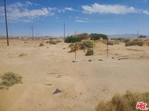 7797 Quartz Rd, Cantil, CA 93519 photo 15