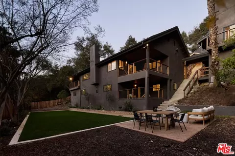 521 Fremont Dr, Pasadena, CA 91103