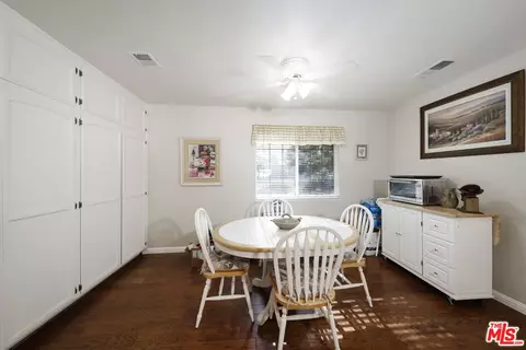 Dining - 7200 Clifftop Way, Bakersfield, CA 93306 photo 2 of 2