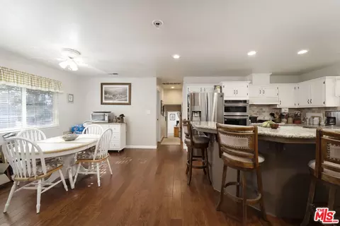 Dining - 7200 Clifftop Way, Bakersfield, CA 93306 photo 1 of 2