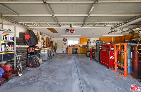 Other - 7200 Clifftop Way, Bakersfield, CA 93306 photo 7 of 11