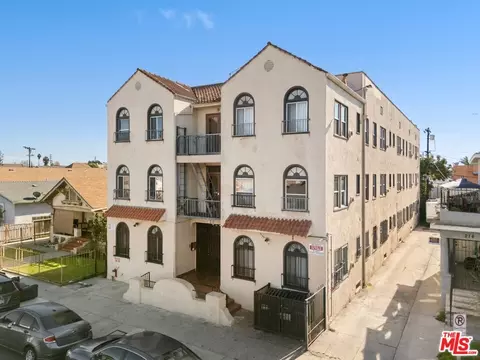 210 W 43rd Pl, Los Angeles, CA 90037