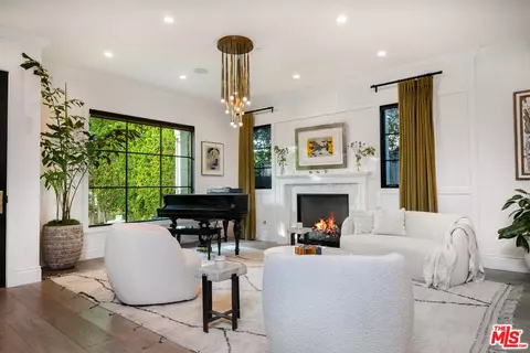 320 N Alta Vista Blvd, Los Angeles, CA 90036