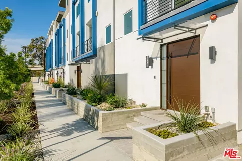 5843 David Ave, Los Angeles, CA 90034