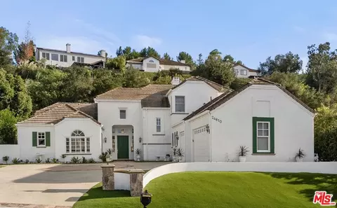 24810 Earls Ct, Calabasas, CA 91302