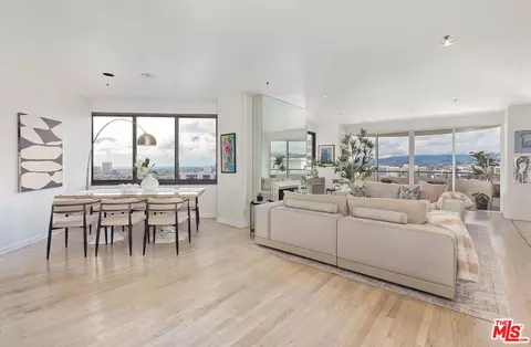 10560 Wilshire Blvd #1703, Los Angeles, CA 90024