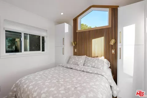 Bedroom - 4488 Foothill Rd, Carpinteria, CA 93013 photo 4 of 4