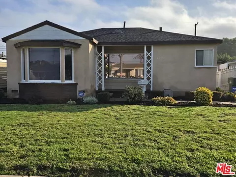9400 S 4th Ave, Inglewood, CA 90305