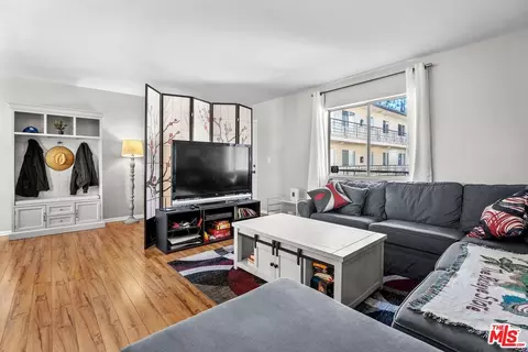 4358 Mammoth Ave #14, Sherman Oaks, CA 91423