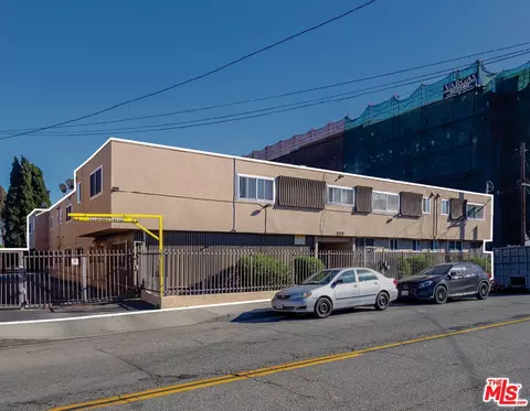 10130 S Inglewood Ave, Inglewood, CA 90304