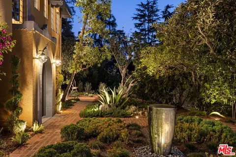 540 Mount Washington Dr, Los Angeles, CA 90065