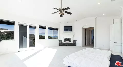 Bedroom - 8321 Overview Ct, Yucaipa, CA 92399 photo 9 of 12